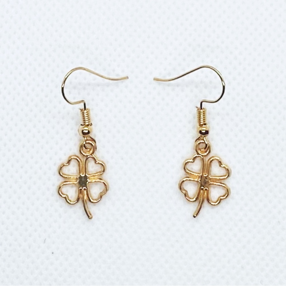 Earrings Clover Shamrock Lucky Irish St. Patrick’s Day 4 Leaf Clover Gold Tone - Picture 2 of 4